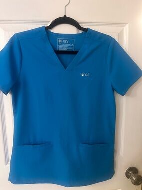 Figs V-Neck Scrub Top in Teal XS